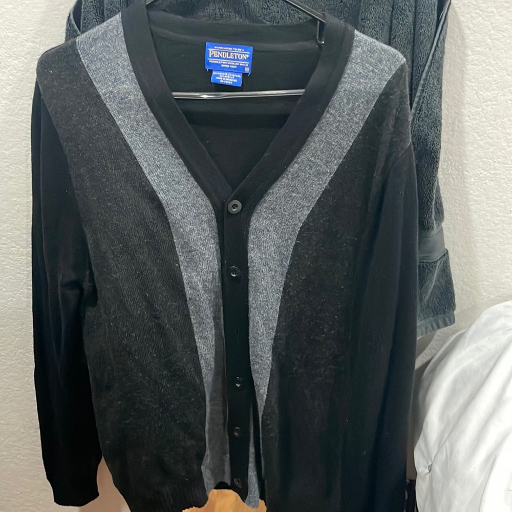 Men’s cardigan